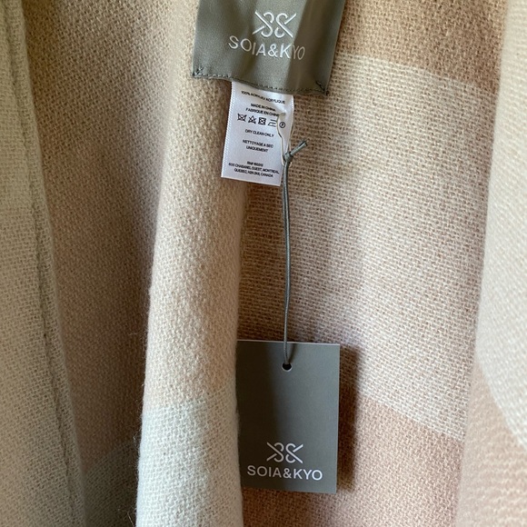 Soia Kyo Scarfigan - Picture 7 of 10